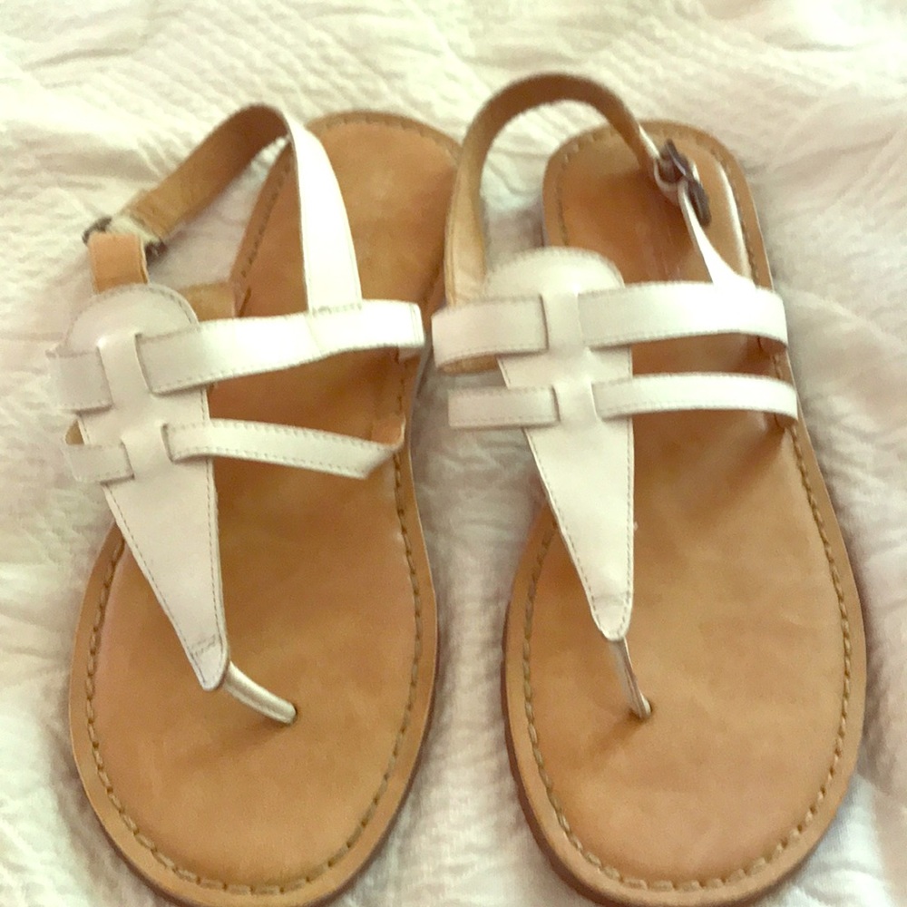 Naturalized white sandals